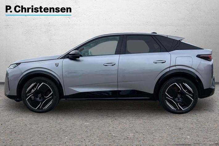 Sølv Peugeot e-3008 fra 2024