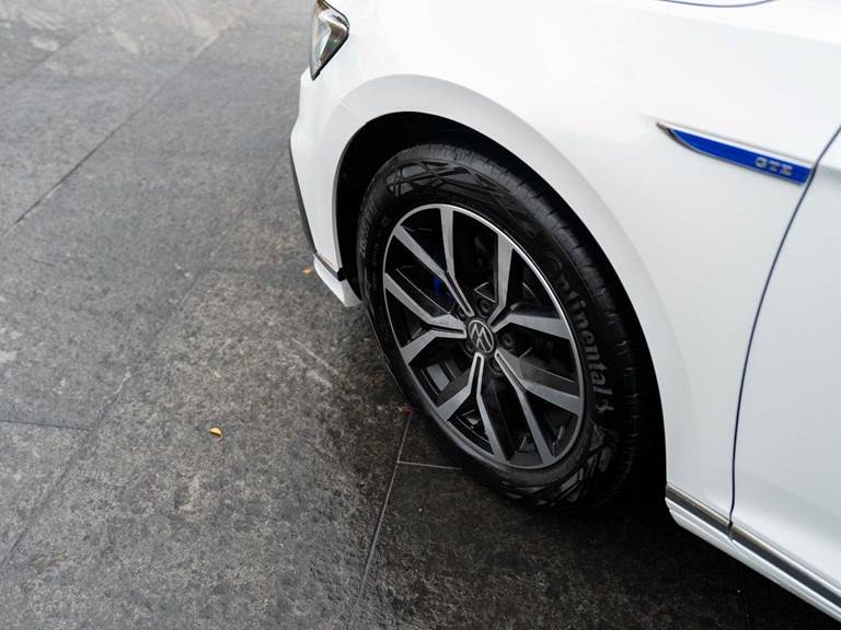 VW Passat 1,4 GTE Variant DSG