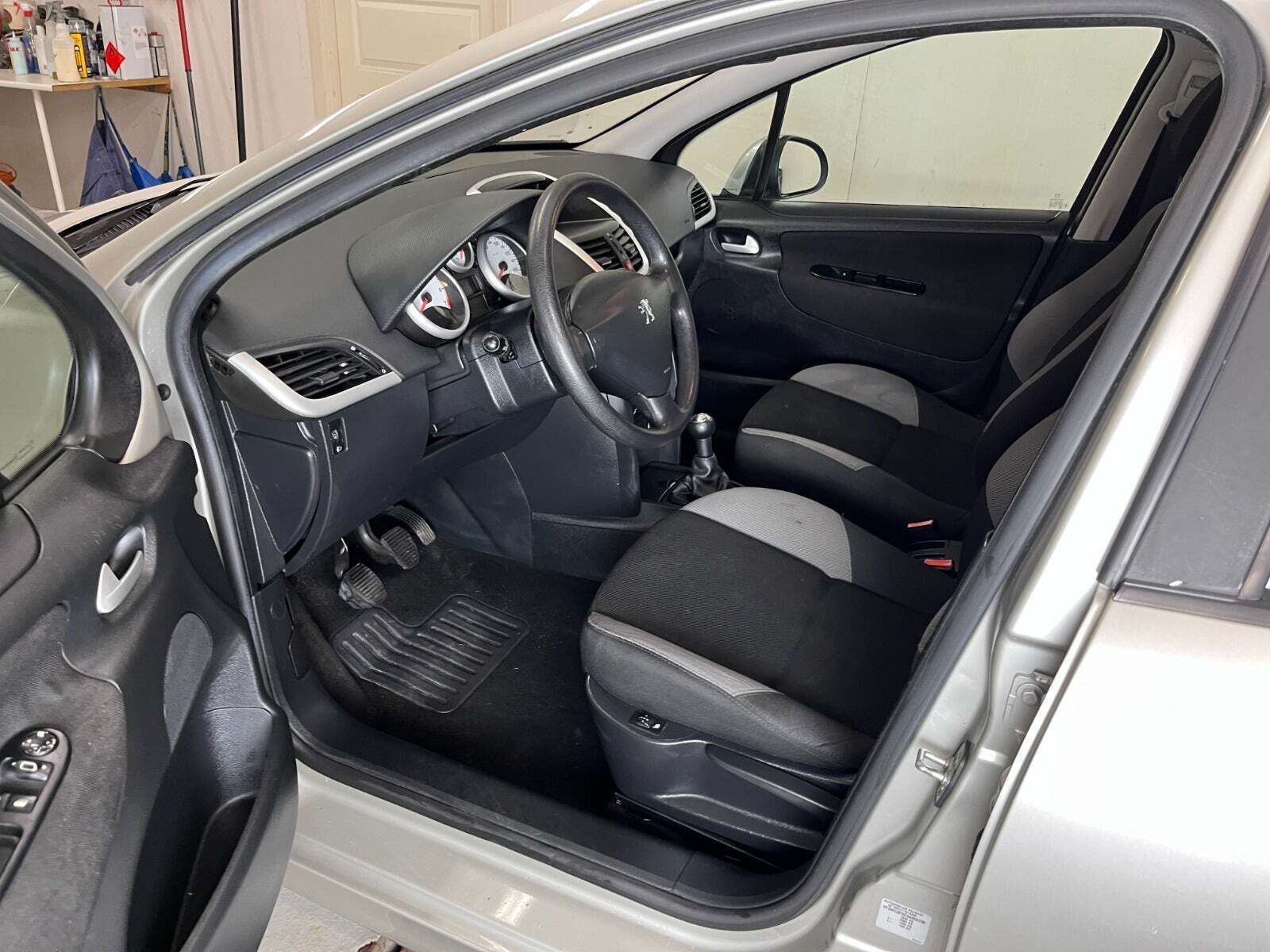 Peugeot 207 1,4 VTi Comfort+