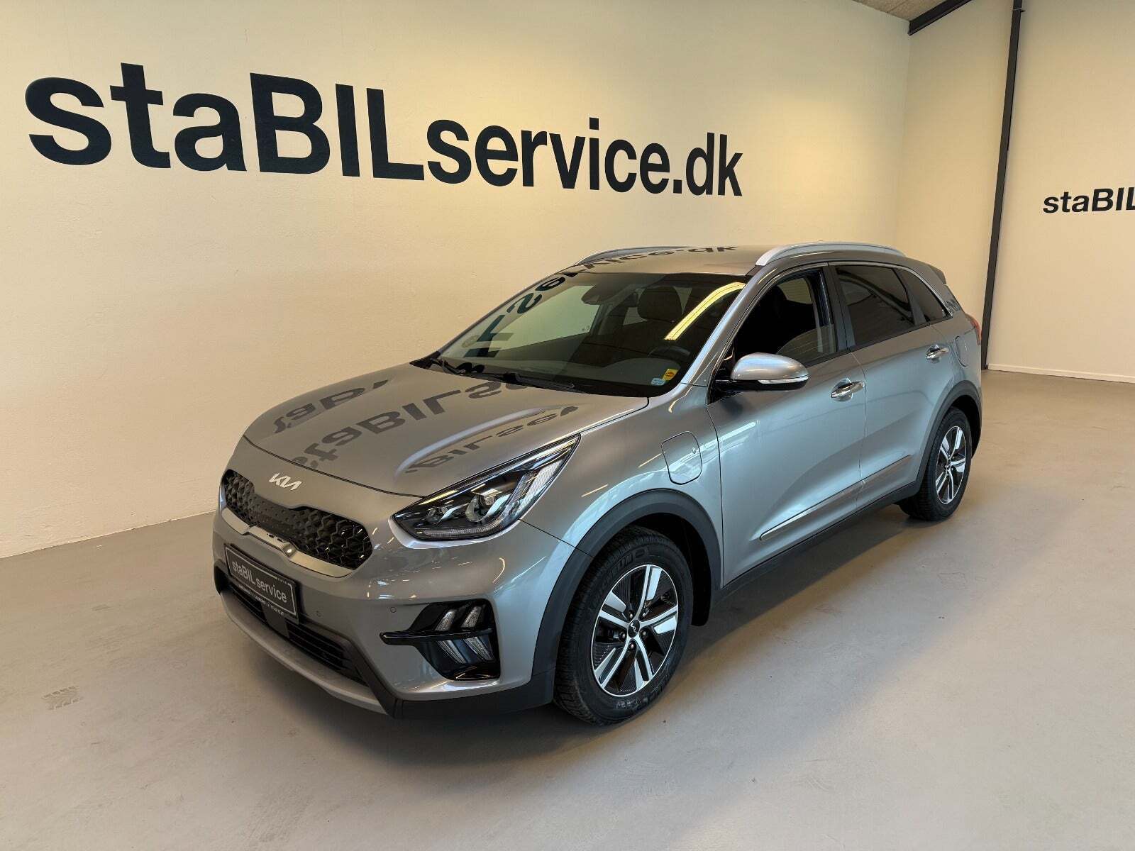 undefined Kia Niro fra 2022 set udefra