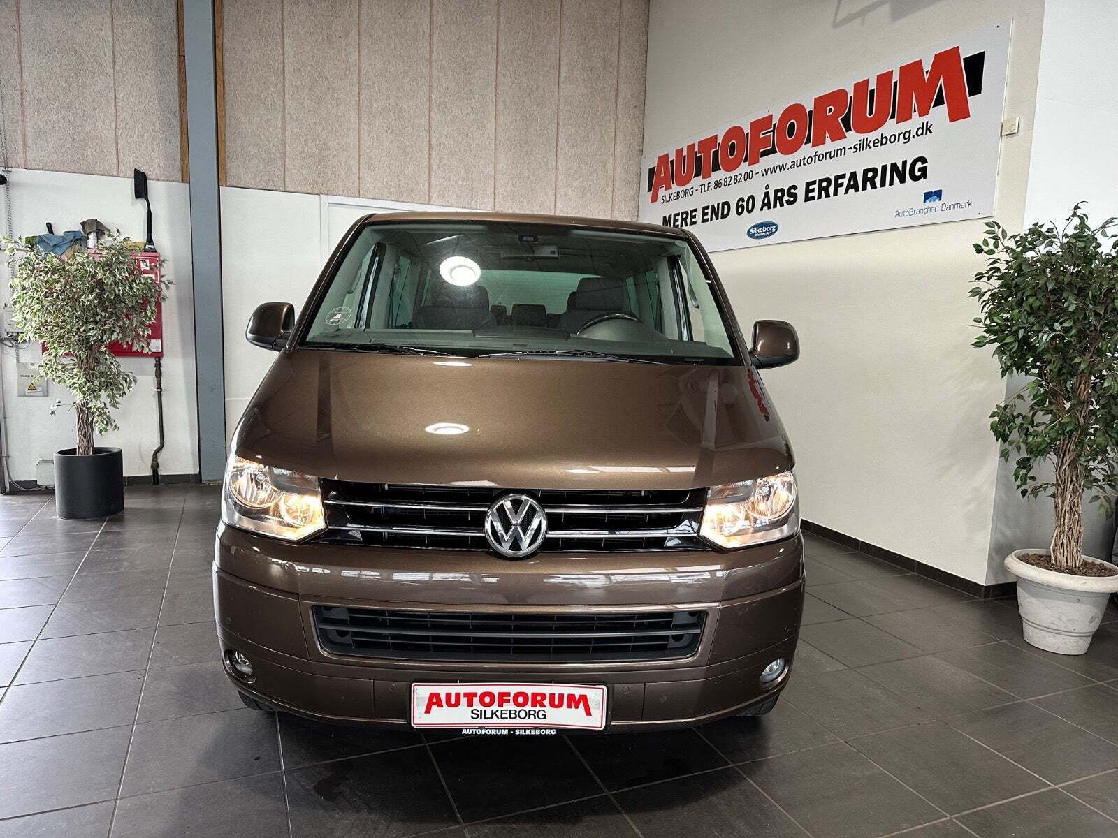 VW Multivan 2,0 TDi 180 Comfortline DSG kort