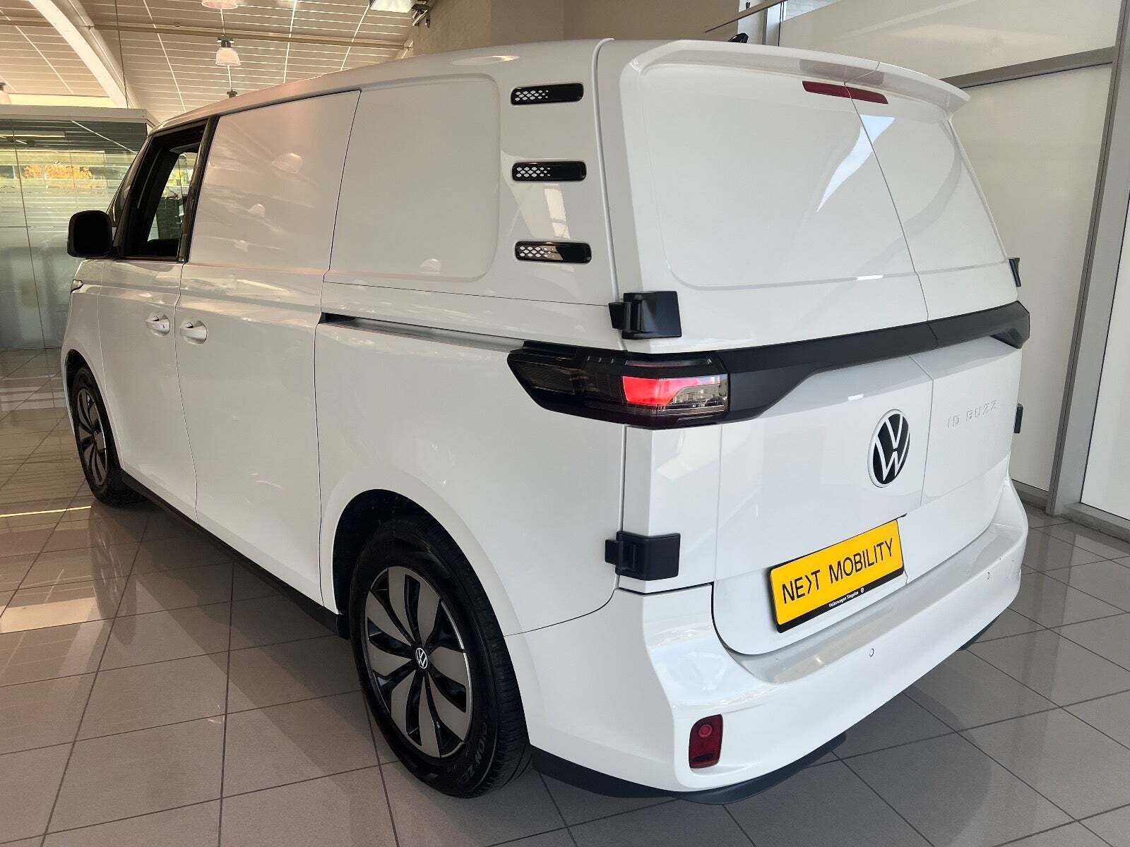 VW ID.Buzz 79 Cargo Pro