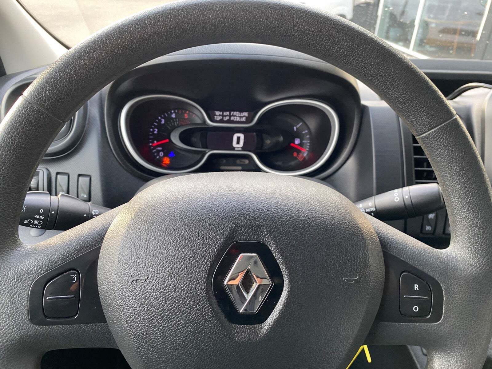 Renault Trafic T29 2,0 dCi 145 L2H1