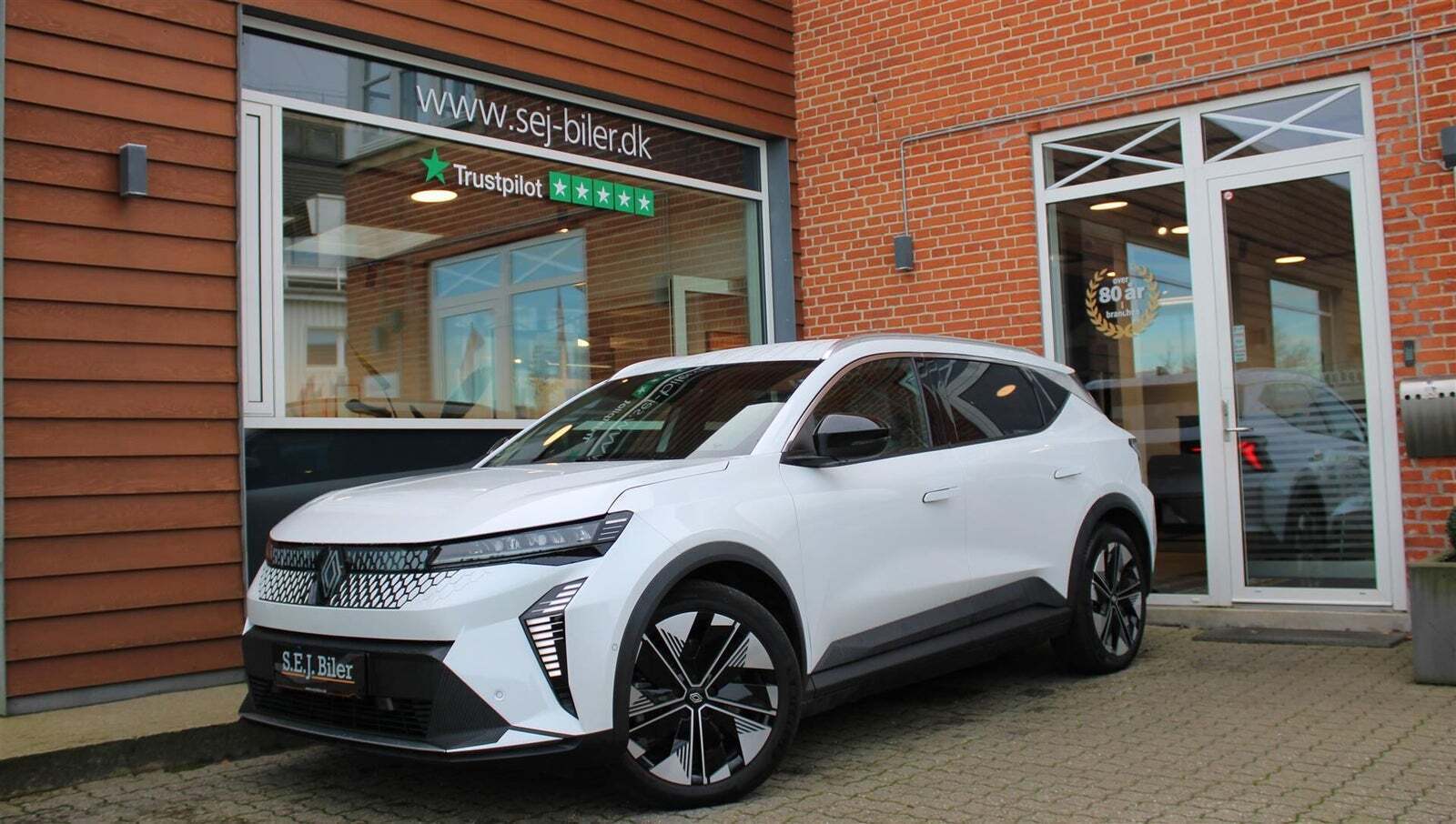 Renault Scenic E-Tech 87 Techno