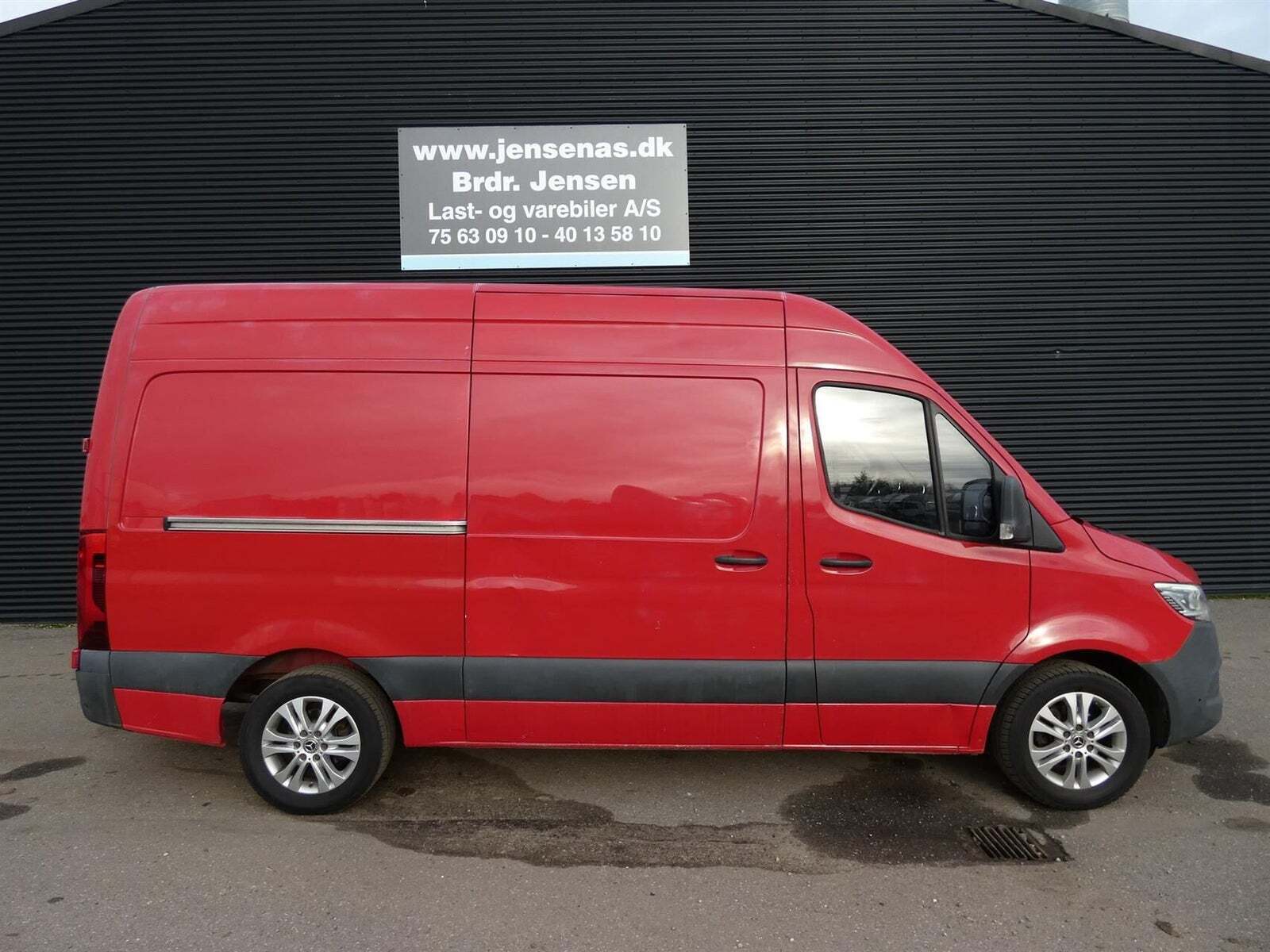 Mercedes Sprinter 314 2,2 CDi A2 H2 Kassevogn aut. RWD