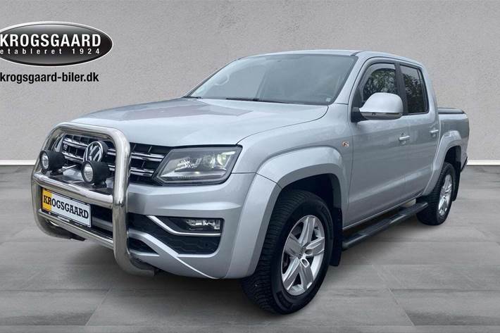Sølv VW Amarok fra 2019 set udefra