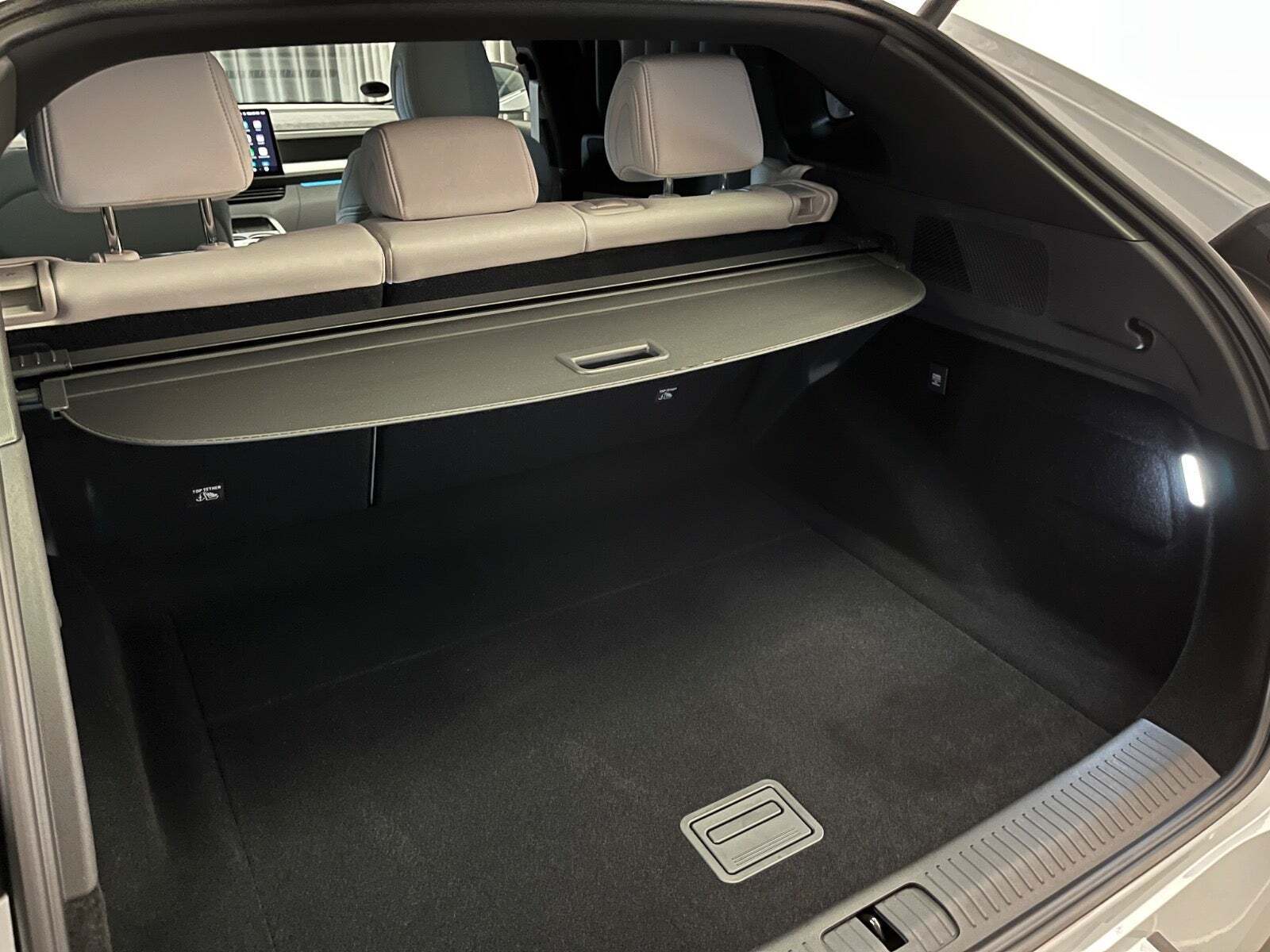 Hvid Xpeng G6 fra 2024