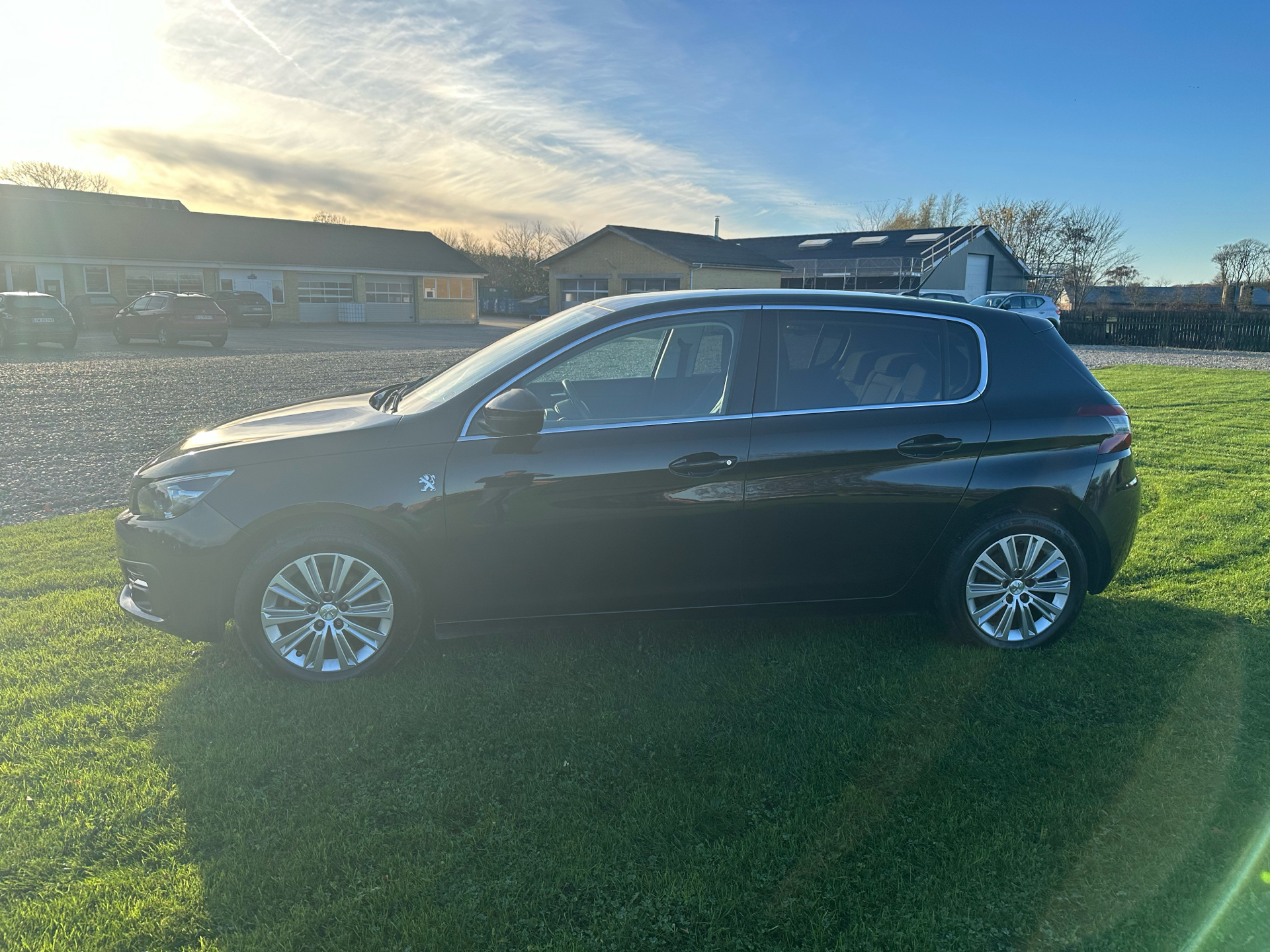Peugeot 308 1,5 BlueHDi Prestige 130HK 5d 6g