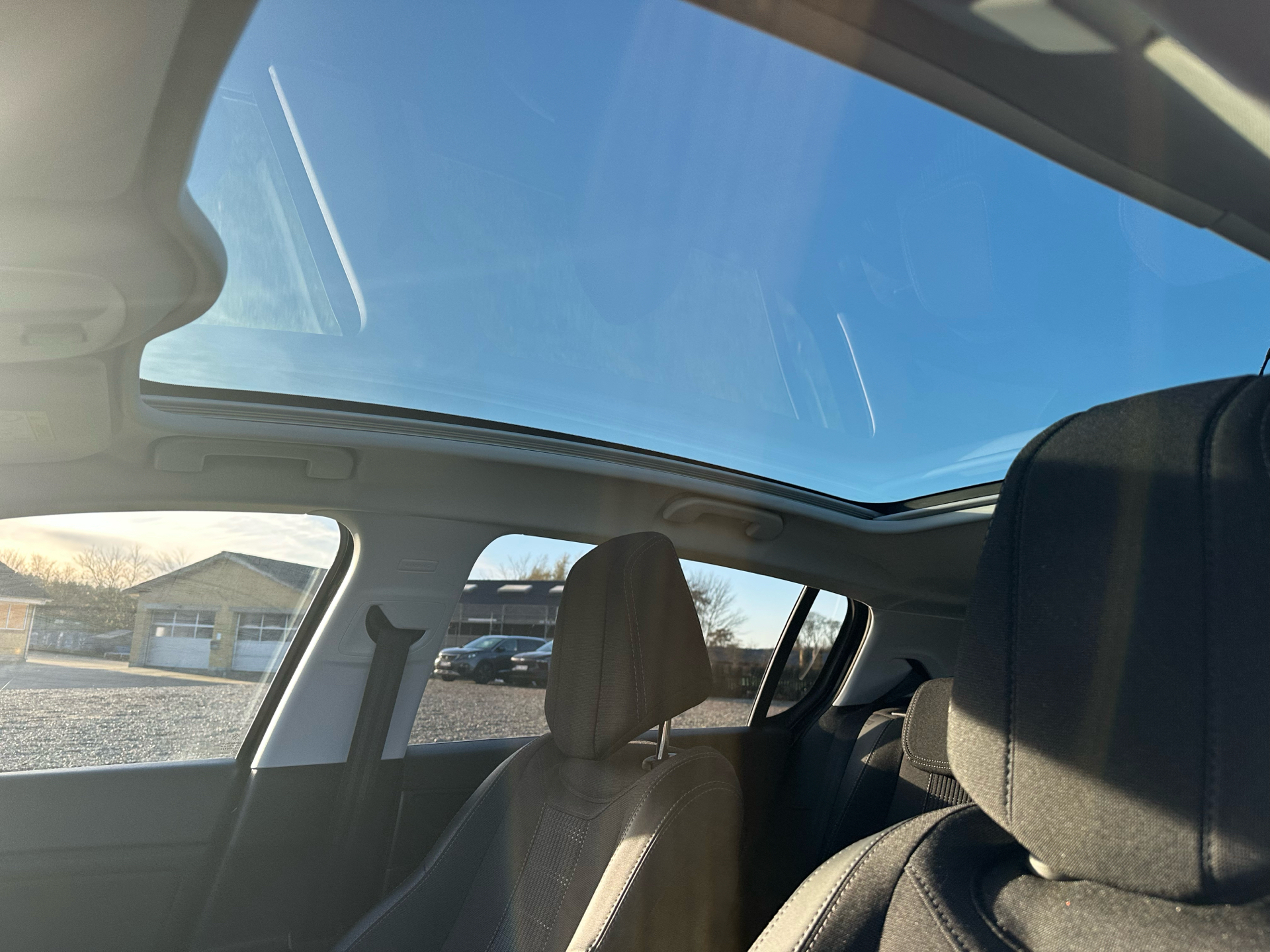 Sort Peugeot 308 fra 2019