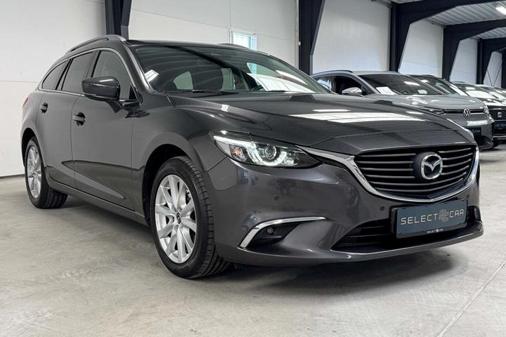Grå Mazda 6 fra 2017