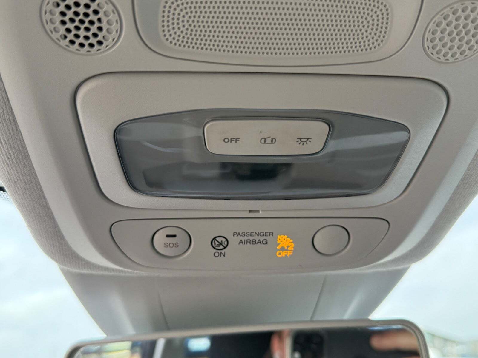 Hvid Fiat 500e fra 2022