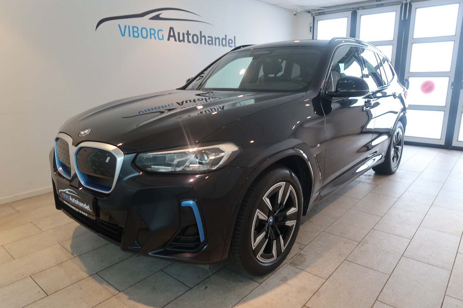 BMW iX3 Charged M-Sport