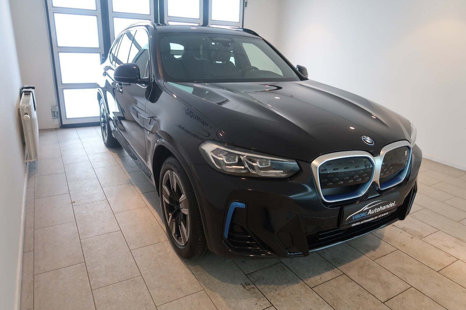 BMW iX3 Charged M-Sport