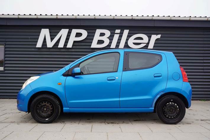 Blå Suzuki Alto fra 2010