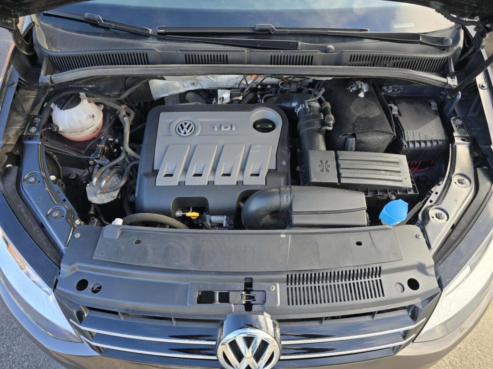 Brun VW Sharan fra 2015