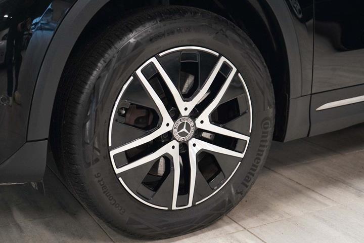 Sort Mercedes GLA250 e fra 2023
