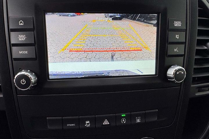 Hvid Mercedes Vito 114 fra 2020