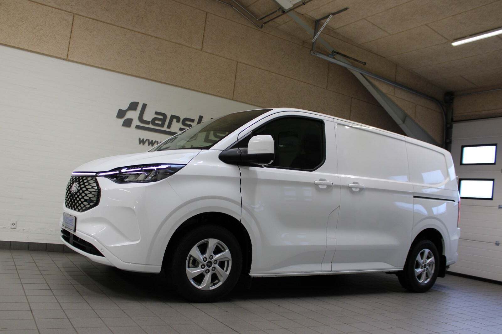 Ford E-Transit Custom 320S 64 Limited