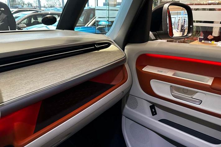 Orange VW ID.Buzz fra 2023