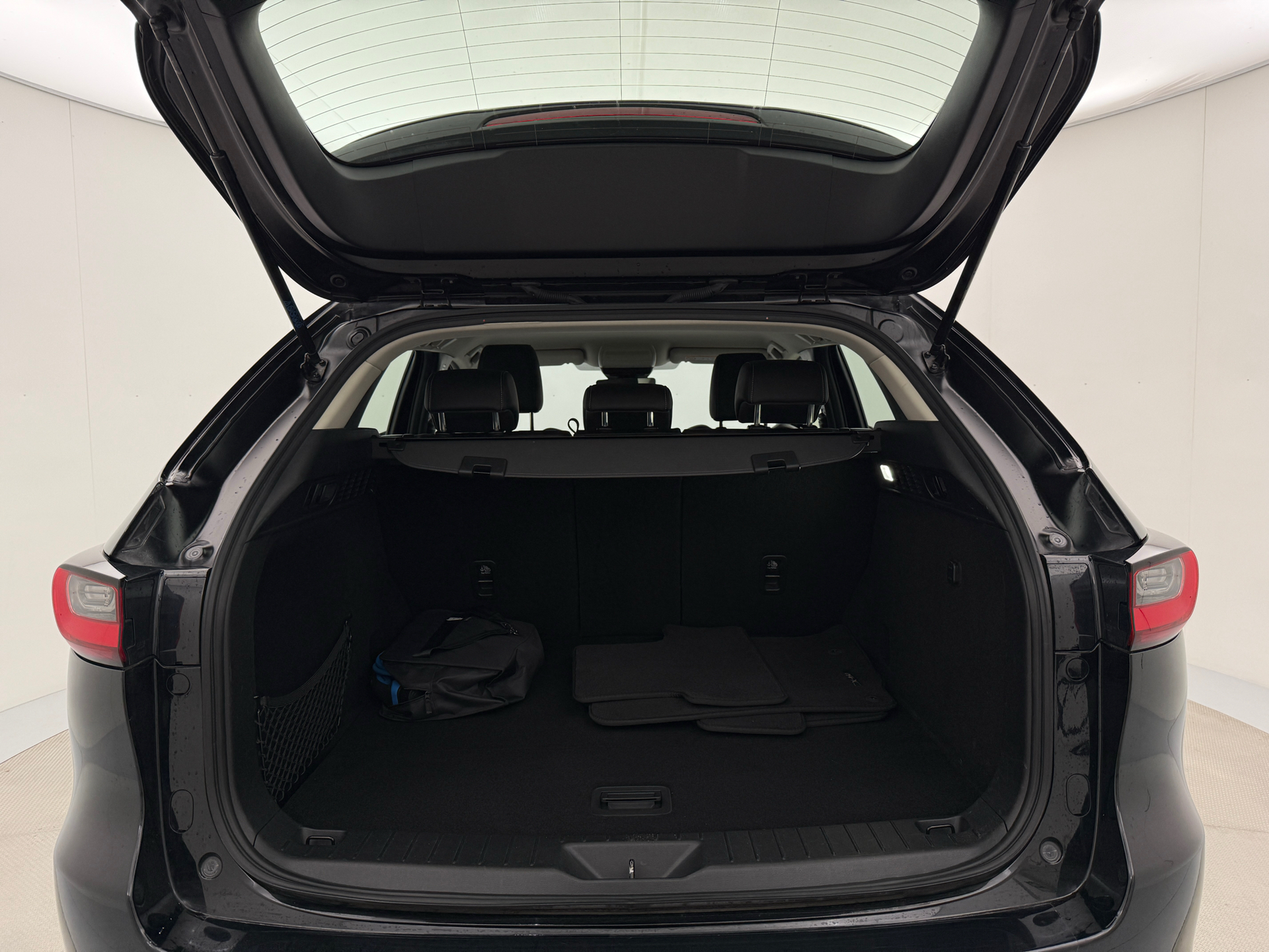 Sort Mazda CX-60 fra 2022