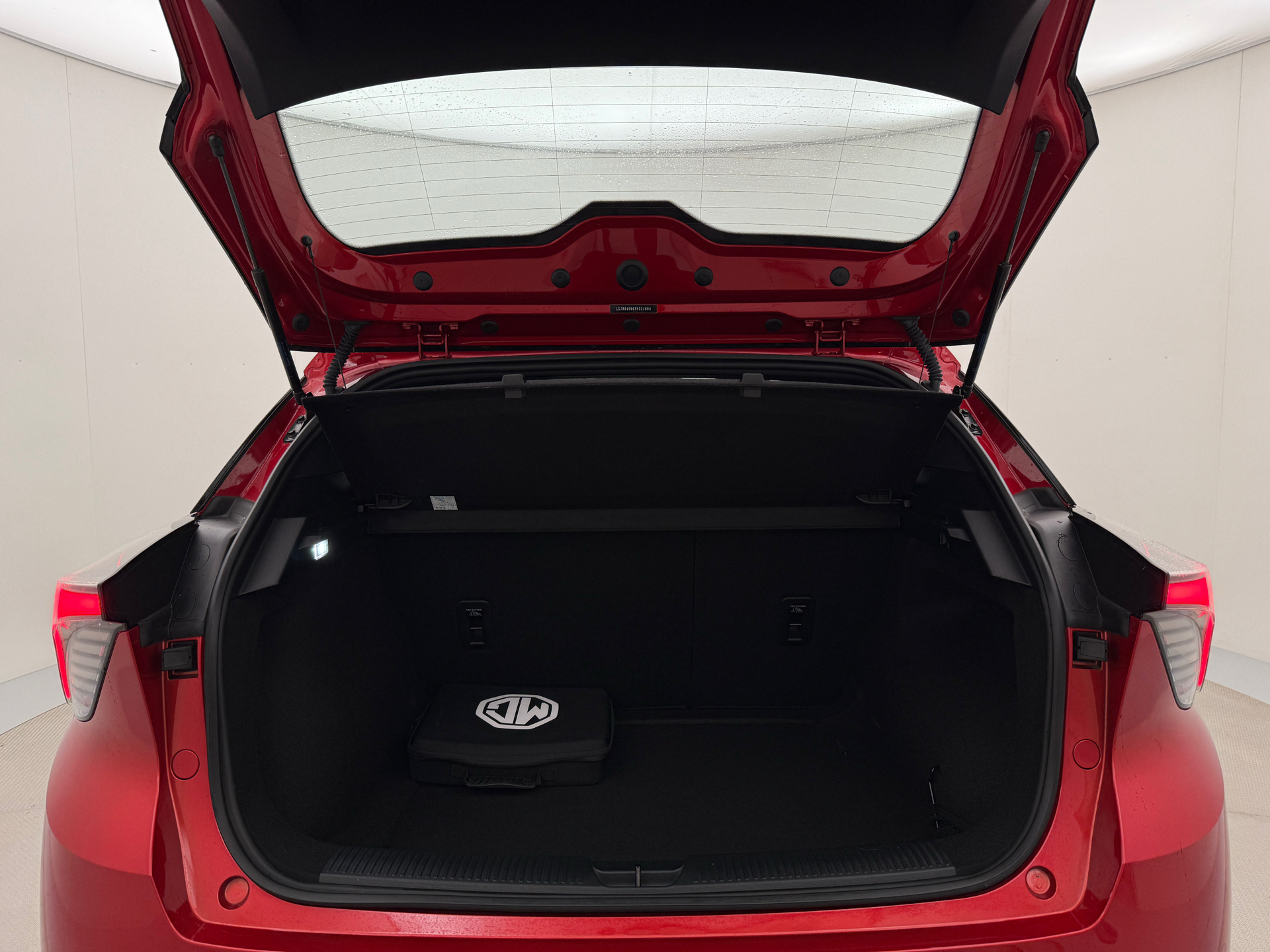 Rød MG MG4 Electric fra 2024