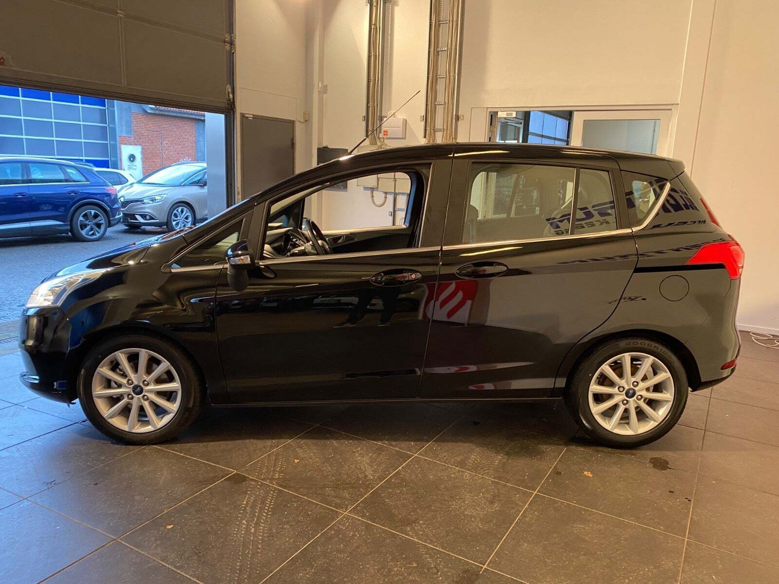 Ford B-MAX 1,0 SCTi 100 Titanium