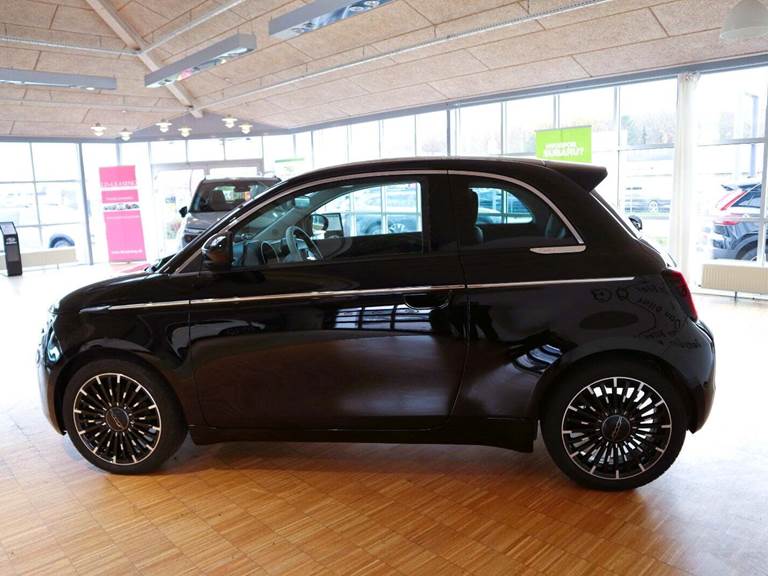 Fiat 500e 42 la Prima by Bocelli