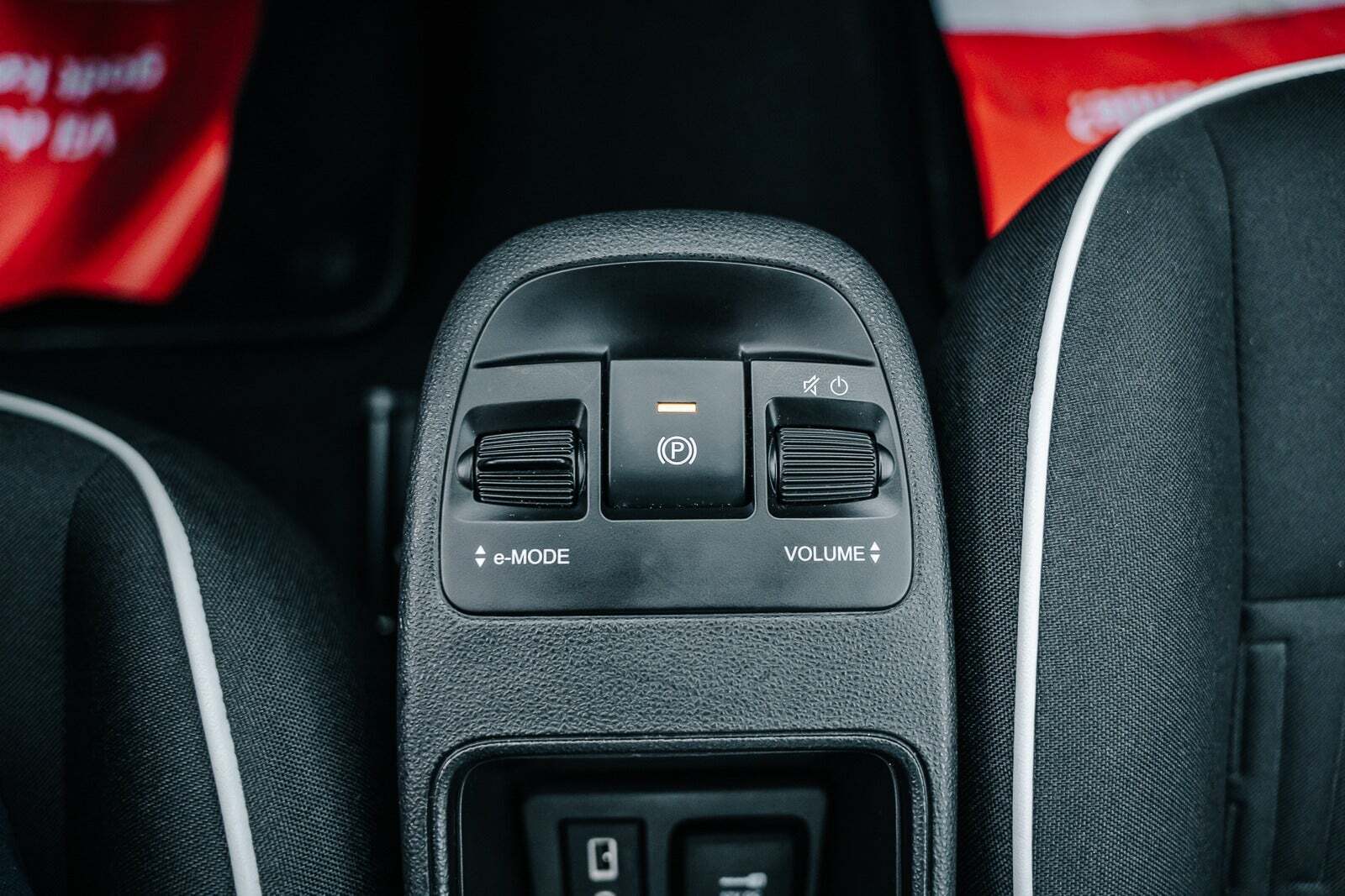 Hvid Fiat 500e fra 2022