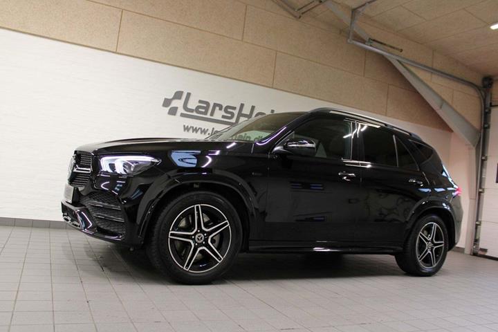 Sort Mercedes GLE350 de fra 2021