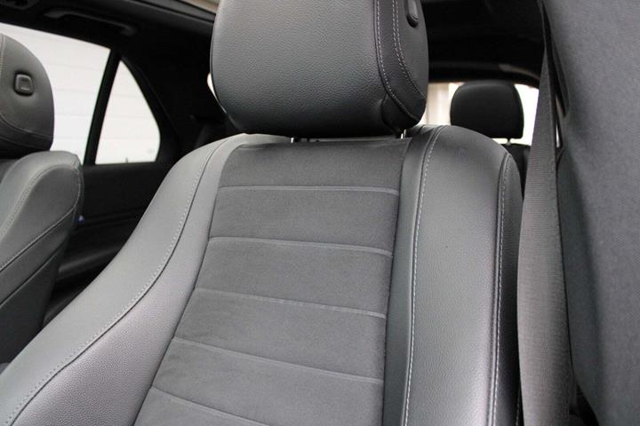 Sort Mercedes GLE350 de fra 2021