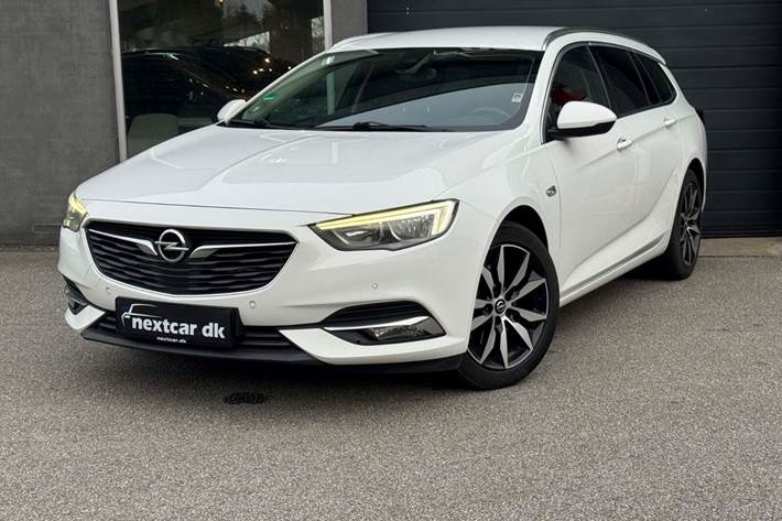 undefined Opel Insignia fra 2018 set udefra