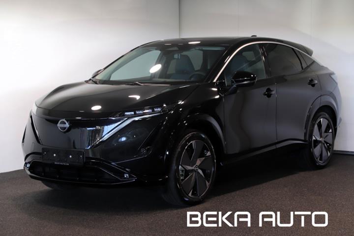 Sort Nissan Ariya fra 2025 set udefra