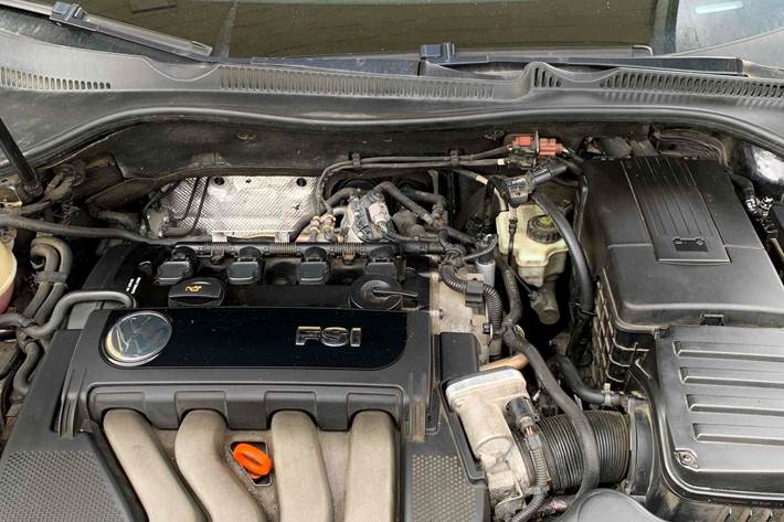 Sort VW Golf fra 2004