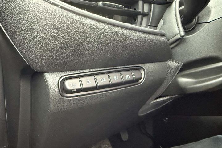 Hvid Fiat 500e fra 2023