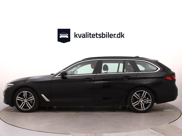 BMW 530e 2,0 Touring Plugin-hybrid Sport Line Steptronic 293HK Stc 8g Aut.