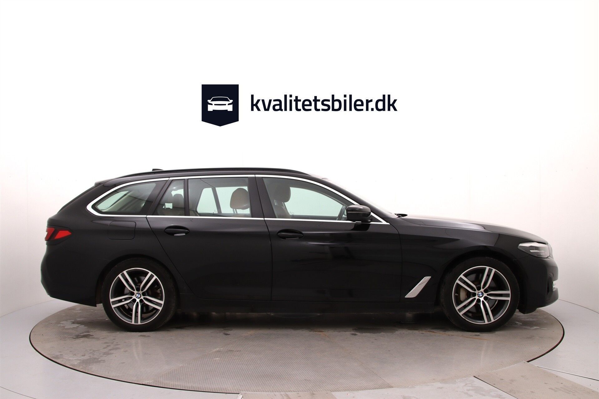 BMW 530e 2,0 Touring Plugin-hybrid Sport Line Steptronic 293HK Stc 8g Aut.