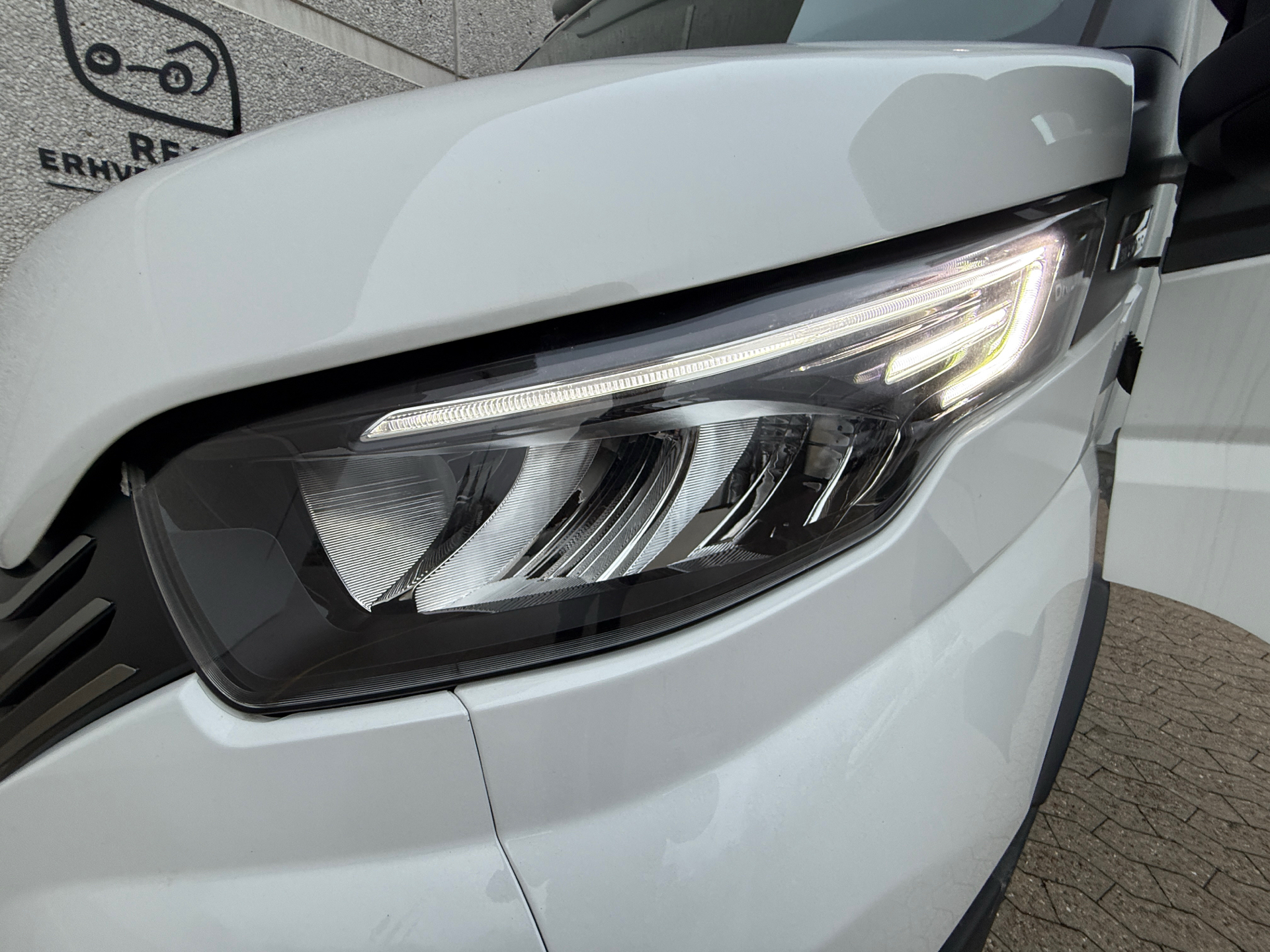 Hvid Iveco Daily fra 2025