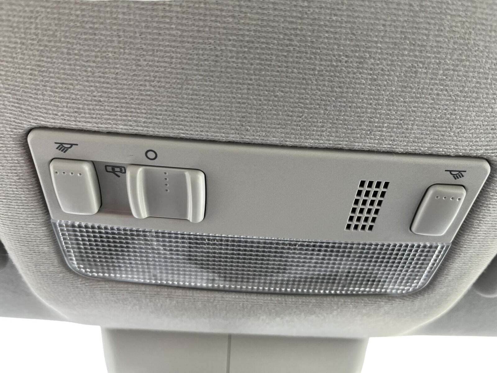 Hvid VW UP! fra 2017