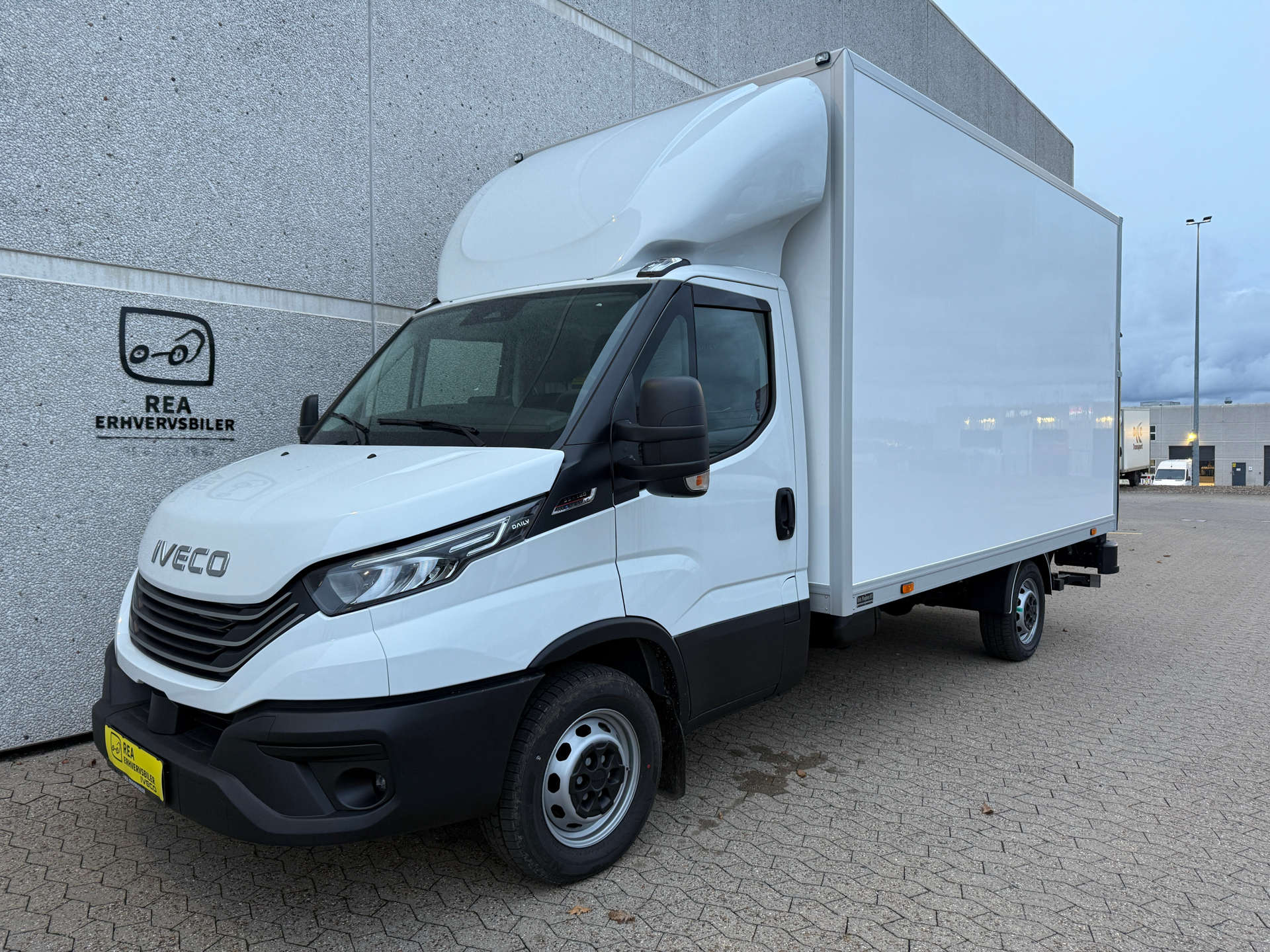 Iveco Daily 3,0 35S18 4100mm D 180HK Ladv./Chas. 8g Aut.