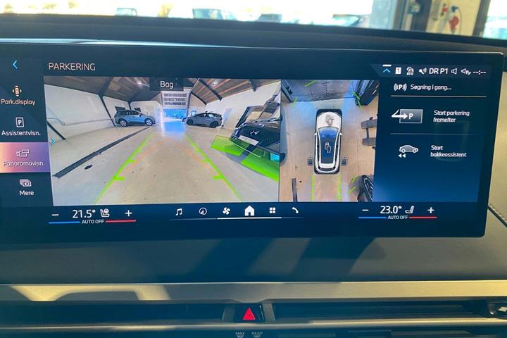 Hvid BMW iX fra 2023