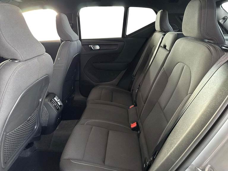 Volvo EX40 Extended Range Core