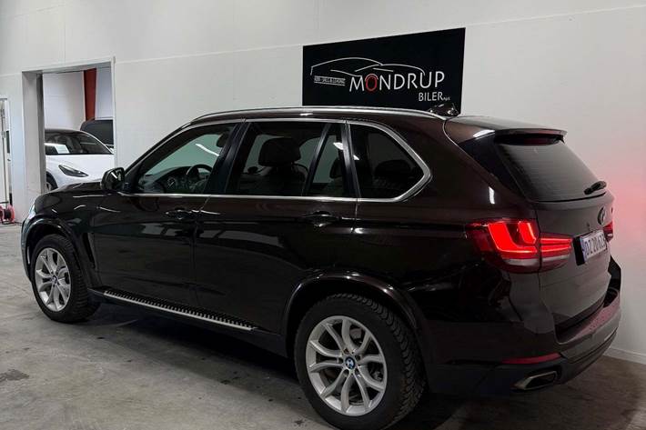 Brun BMW X5 fra 2013