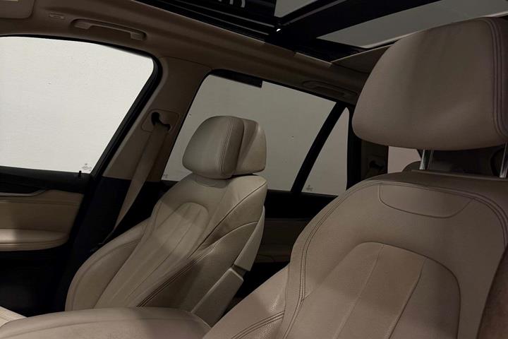 Brun BMW X5 fra 2013