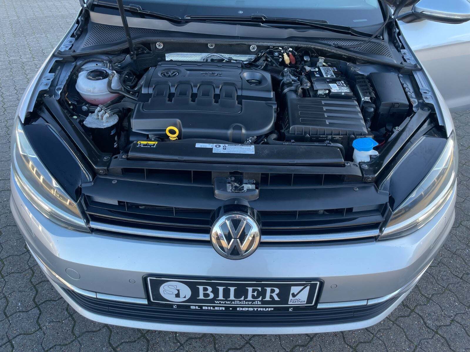 Sølv VW Golf VII fra 2019
