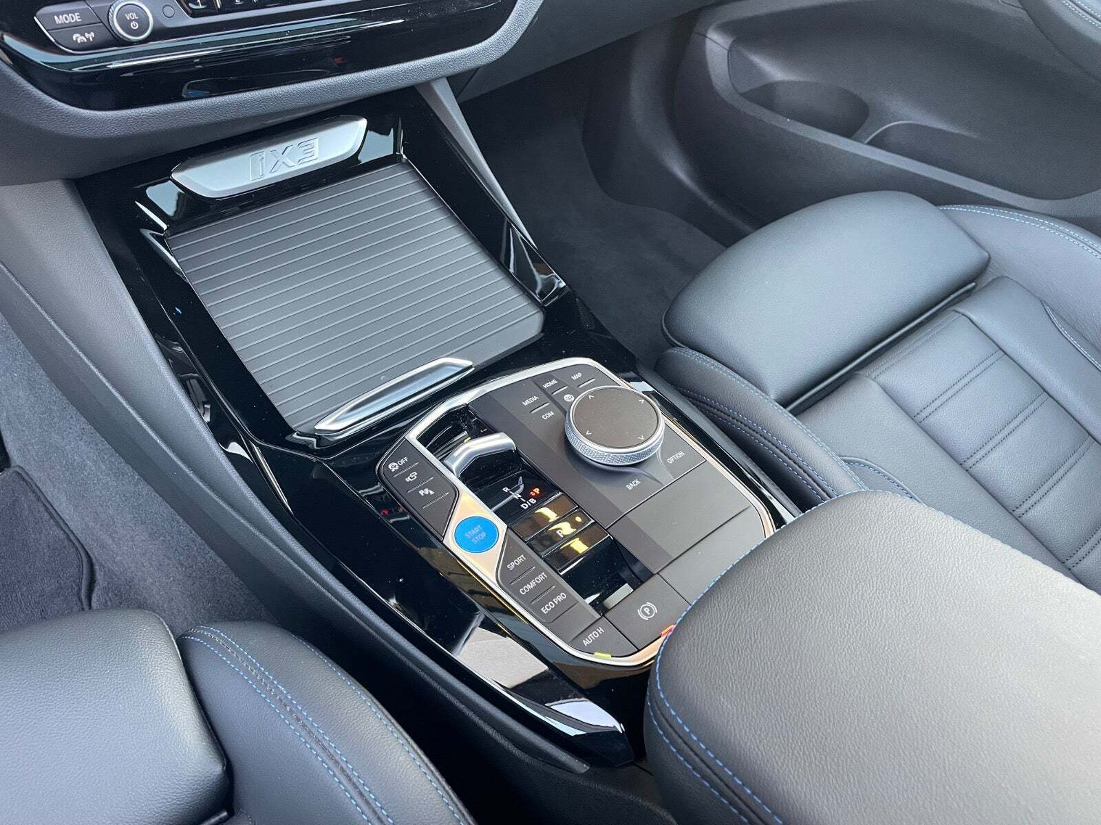 undefined BMW iX3 fra 2023