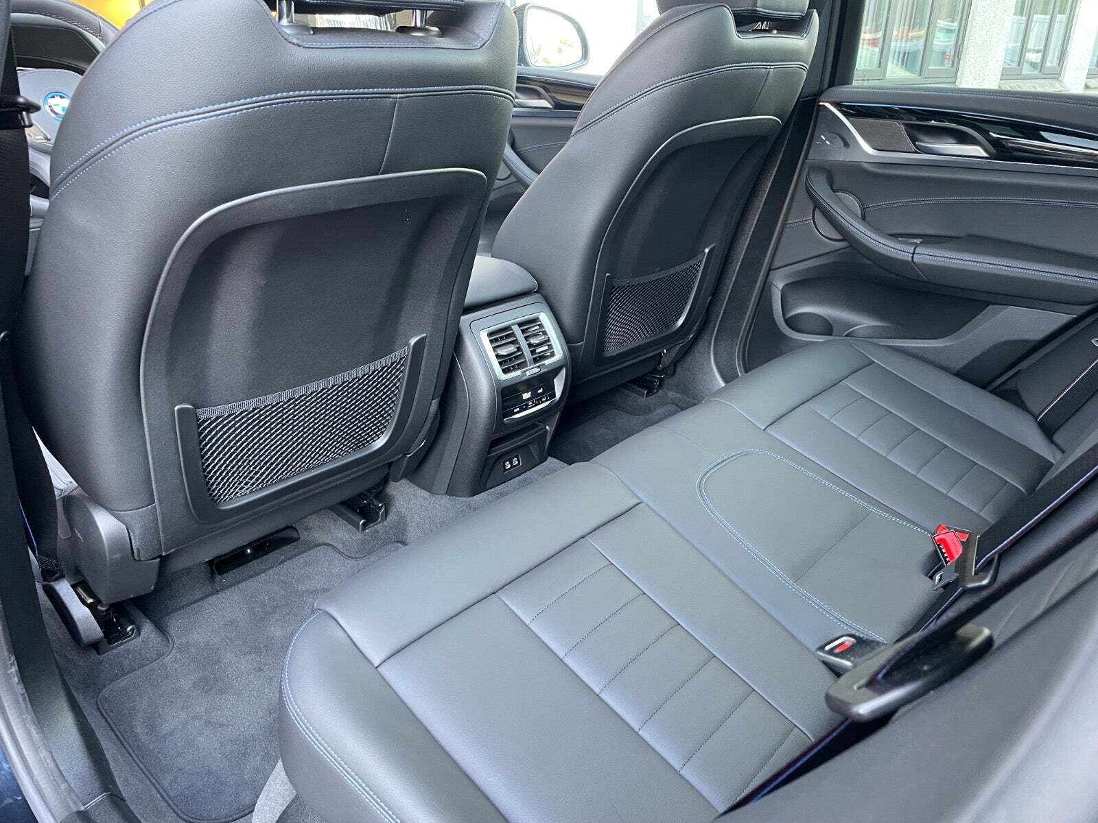 undefined BMW iX3 fra 2023