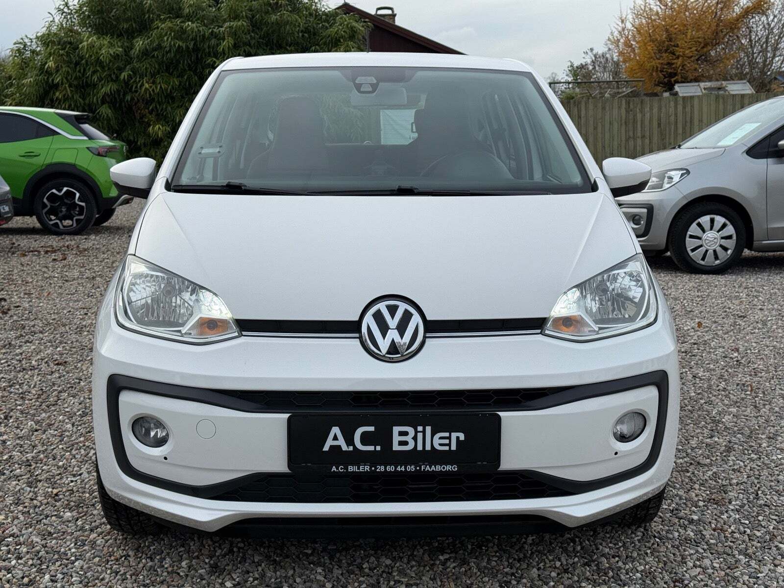 Hvid VW UP! fra 2018