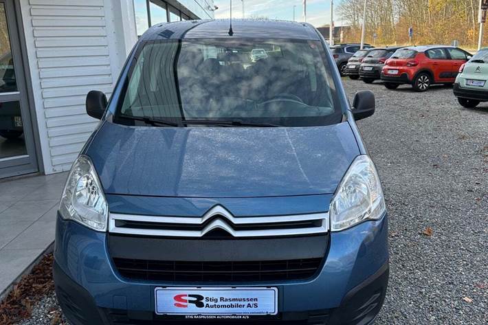 Blå Citroën Berlingo fra 2018