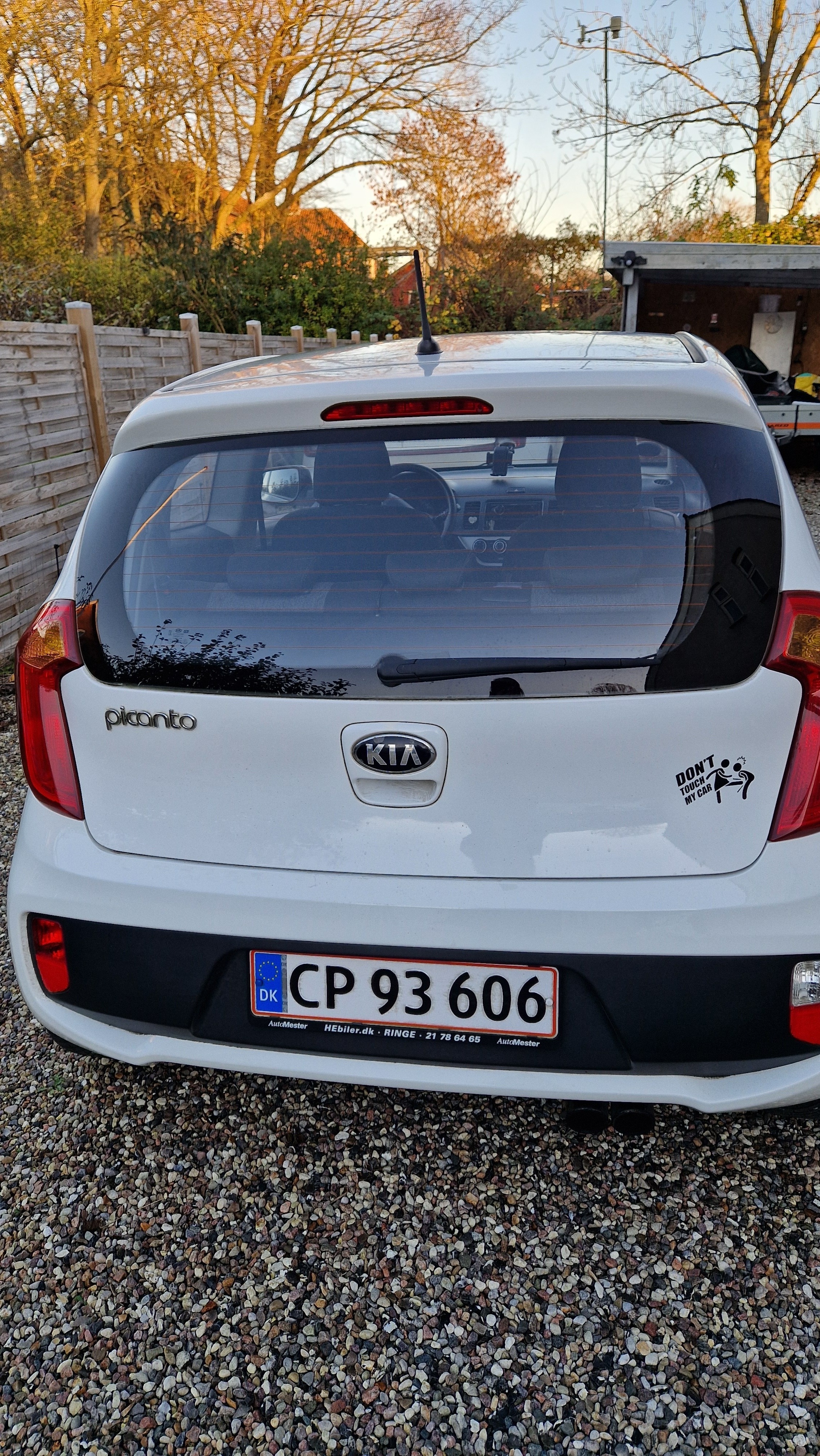 Hvid Kia Picanto fra 2014