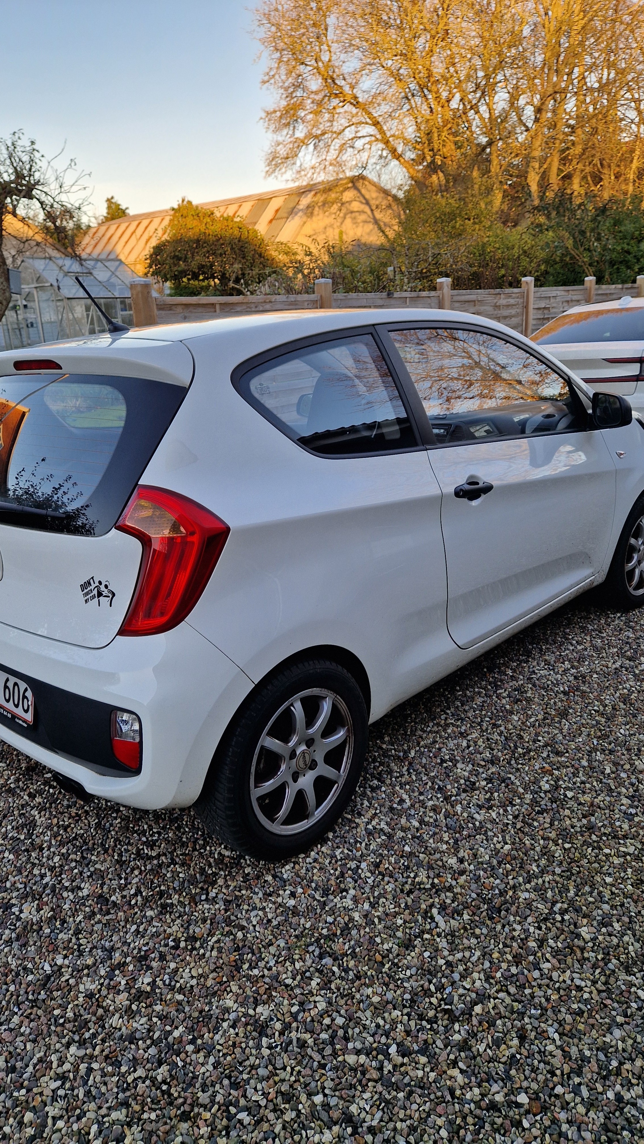 Hvid Kia Picanto fra 2014